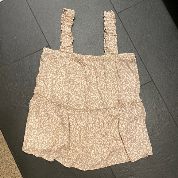 tan floral and ruched summer tank top - NEW! - Small - Picture 1 of 2